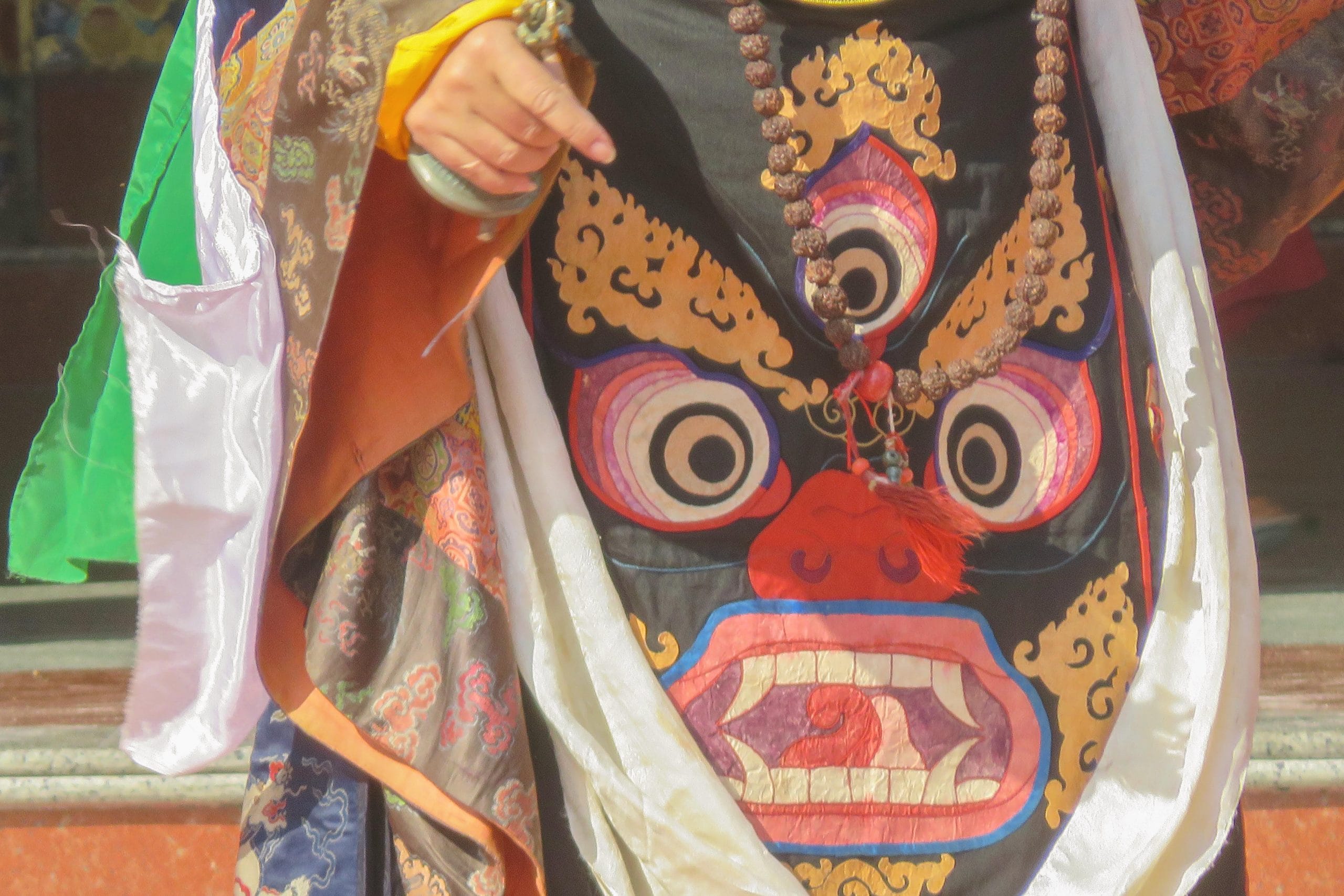 Hábito del lama vajra en Sikkim