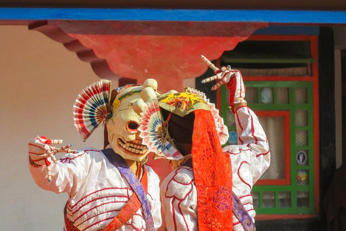Danzantes de la muerte en Sikkim