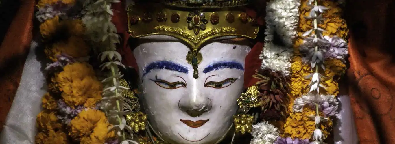Avalokitesvara también llamado Seto Machendranath en Nepal