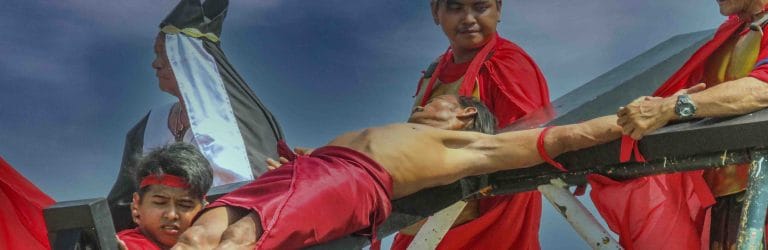Teología y antropologia religiosa de la Crucifixión en la cultura filipina.