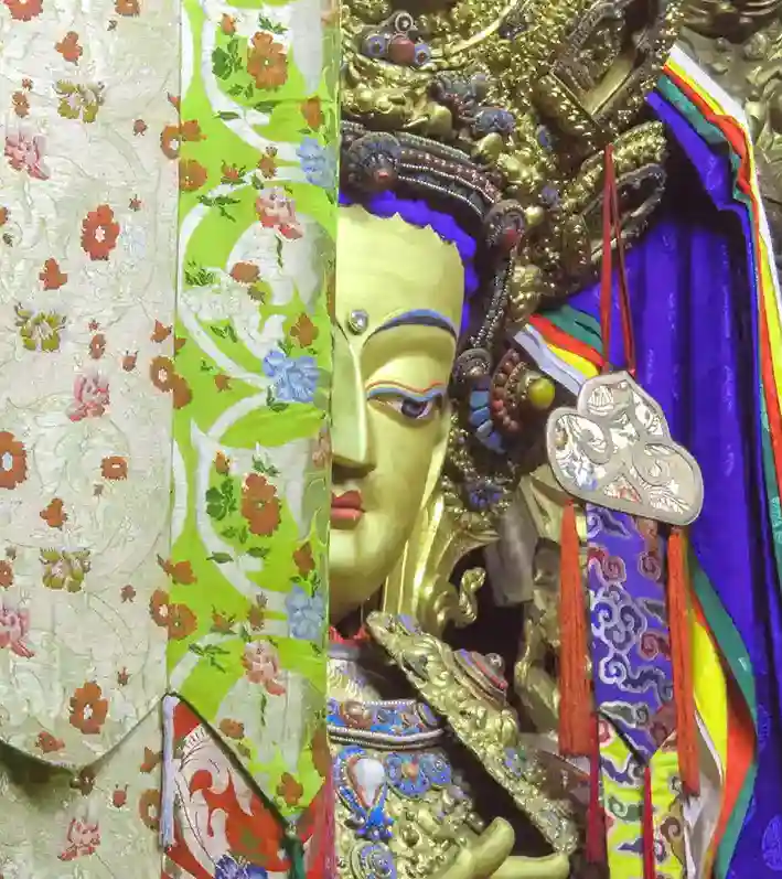 Rostro de buda en el templo tibetano de Jokhang